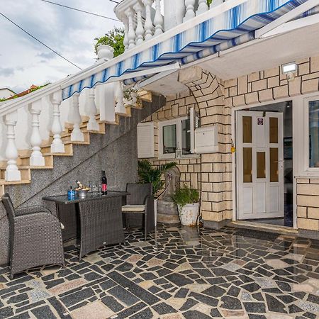Villa Lara Klenovica Luaran gambar