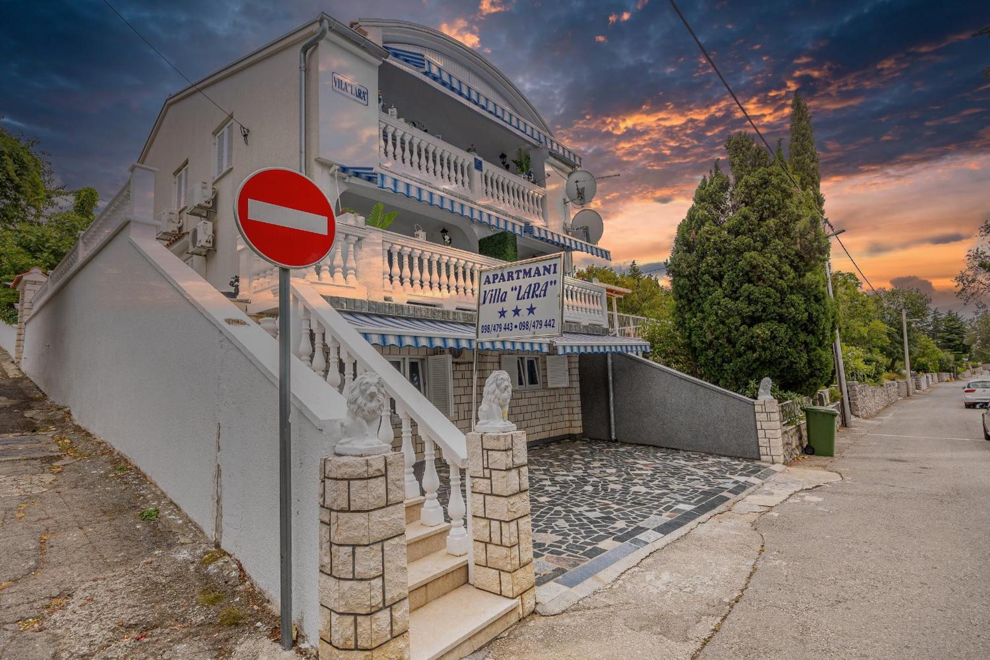 Villa Lara Klenovica Luaran gambar